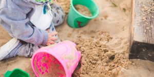 sand-summer-outside-playing